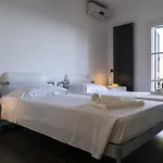 Isola Bella Villa *