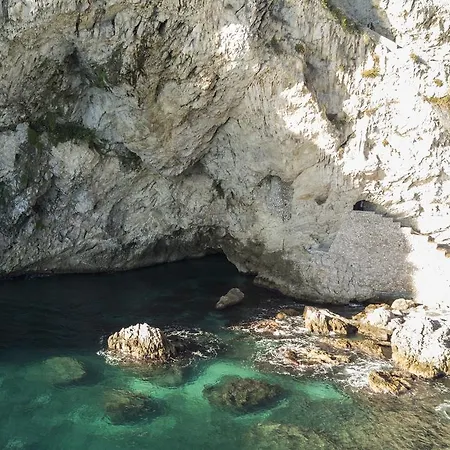 Isola Bella *