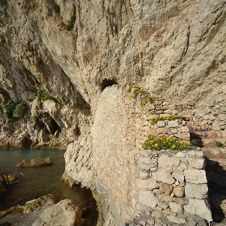 Isola Bella